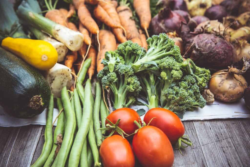 Organic Gardening tips for the family. Have you ever wanted to grow Fresh Organic produce? Here are 10 top tips to get you started | My Family Ties